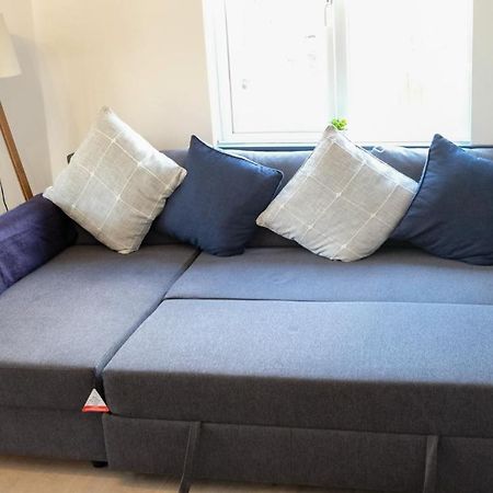 Intimate Entire Flat 9-Min Walk To Boscombe Beach Bournemouth Exterior foto