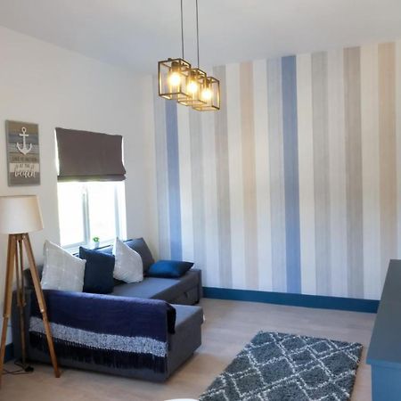 Intimate Entire Flat 9-Min Walk To Boscombe Beach Bournemouth Exterior foto